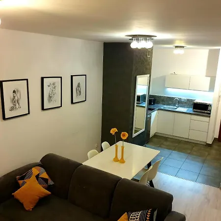 Apartment Tk Grabiszynska *